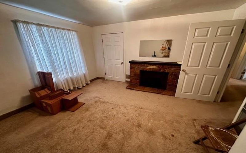 133 Center St, Milsboro, 15348, 3 Bedrooms Bedrooms, ,1.1 BathroomsBathrooms,Residential,For Sale,Center St,1745060