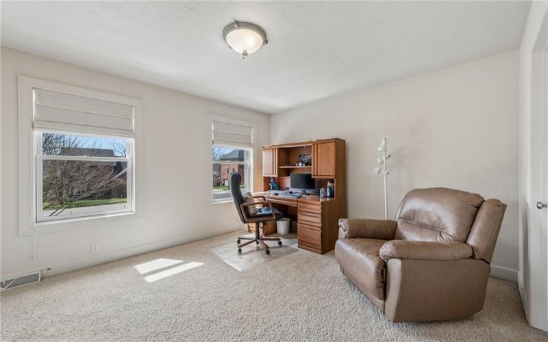 836 Forest Oaks Trail, North Huntingdon, 15642, 3 Bedrooms Bedrooms, 9 Rooms Rooms,2.1 BathroomsBathrooms,Residential,For Sale,Forest Oaks Trail,1748220