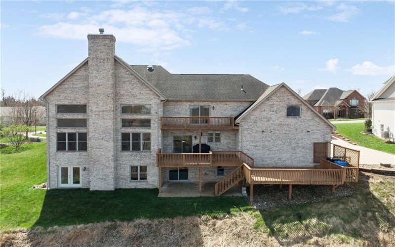 836 Forest Oaks Trail, North Huntingdon, 15642, 3 Bedrooms Bedrooms, 9 Rooms Rooms,2.1 BathroomsBathrooms,Residential,For Sale,Forest Oaks Trail,1748220
