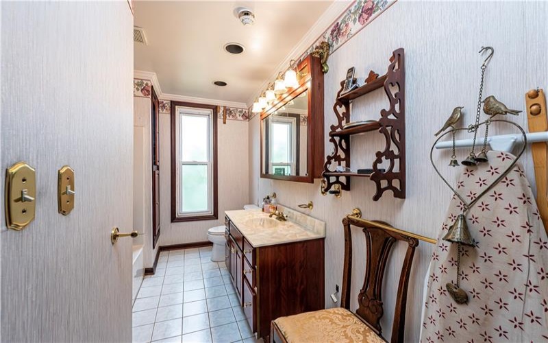 356 Main Street, Greensburg, 15601, 4 Bedrooms Bedrooms, 9 Rooms Rooms,1.2 BathroomsBathrooms,Residential,For Sale,Main Street,1749255