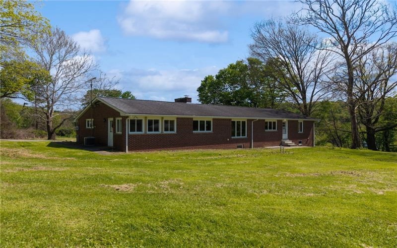 6234 Schafer Dr, New Kensington, 15068, 4 Bedrooms Bedrooms, 9 Rooms Rooms,2.1 BathroomsBathrooms,Residential,For Sale,Schafer Dr,1753517