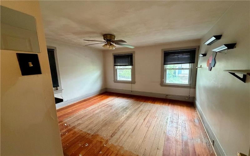 118 Ida Ave, Donora, 15033, 3 Bedrooms Bedrooms, 7 Rooms Rooms,2 BathroomsBathrooms,Residential,For Sale,Ida Ave,1754128