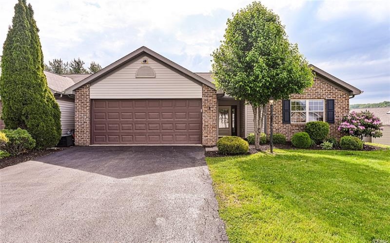 3 MEDINAH CT, GREENSBURG, 15601, 3 Bedrooms Bedrooms, 8 Rooms Rooms,2 BathroomsBathrooms,Residential,For Sale,MEDINAH CT,1754180