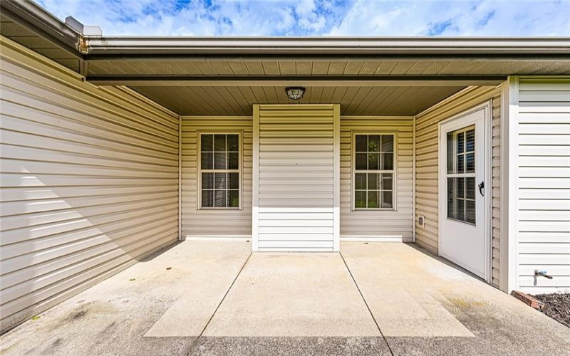 3 MEDINAH CT, GREENSBURG, 15601, 3 Bedrooms Bedrooms, 8 Rooms Rooms,2 BathroomsBathrooms,Residential,For Sale,MEDINAH CT,1754180