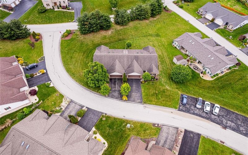 3 MEDINAH CT, GREENSBURG, 15601, 3 Bedrooms Bedrooms, 8 Rooms Rooms,2 BathroomsBathrooms,Residential,For Sale,MEDINAH CT,1754180