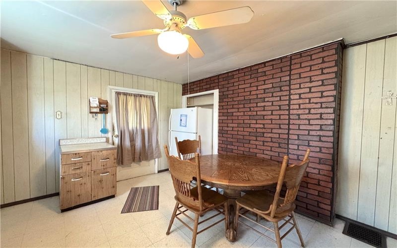 3003 Riverside Dr, Claridge, 15623, 4 Bedrooms Bedrooms, ,1.1 BathroomsBathrooms,Residential,For Sale,Riverside Dr,1754181