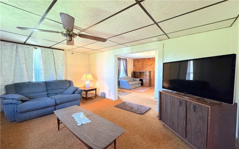 3003 Riverside Dr, Claridge, 15623, 4 Bedrooms Bedrooms, ,1.1 BathroomsBathrooms,Residential,For Sale,Riverside Dr,1754181