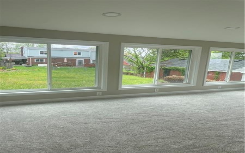 2616 Kenview Dr, New Kensington, 15068, 3 Bedrooms Bedrooms, ,1 BathroomBathrooms,Residential,For Sale,Kenview Dr,1754189
