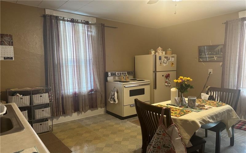 736 Pennsylvania Avenue, irwin, 15642, ,Multi-unit,For Sale,Pennsylvania Avenue,1754200