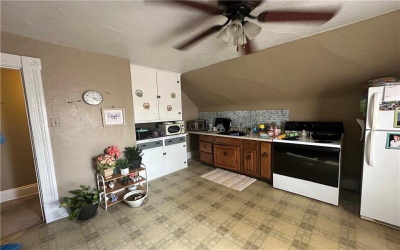 736 Pennsylvania Avenue, irwin, 15642, ,Multi-unit,For Sale,Pennsylvania Avenue,1754200