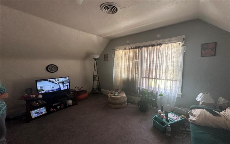 736 Pennsylvania Avenue, irwin, 15642, ,Multi-unit,For Sale,Pennsylvania Avenue,1754200
