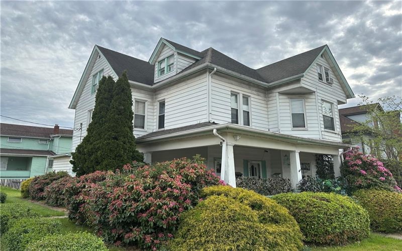 736 Pennsylvania Avenue, irwin, 15642, ,Multi-unit,For Sale,Pennsylvania Avenue,1754200