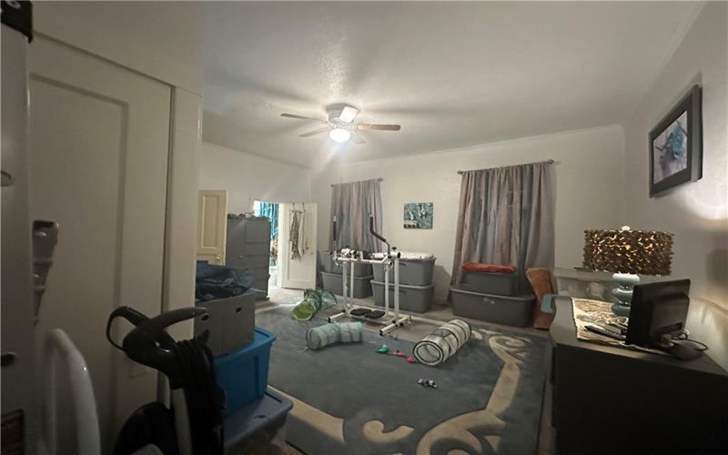 736 Pennsylvania Avenue, irwin, 15642, ,Multi-unit,For Sale,Pennsylvania Avenue,1754200