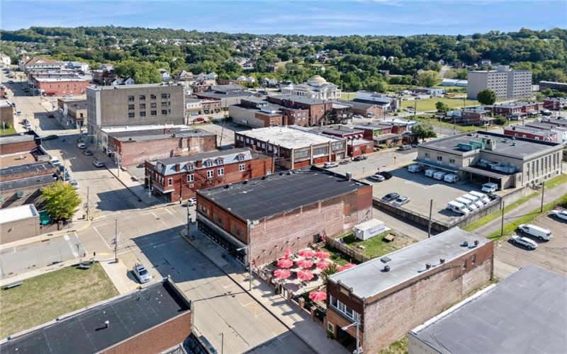 500 Clay Ave, Jeannette, 15644, ,Commercial-industrial-business,For Sale,Clay Ave,1754246