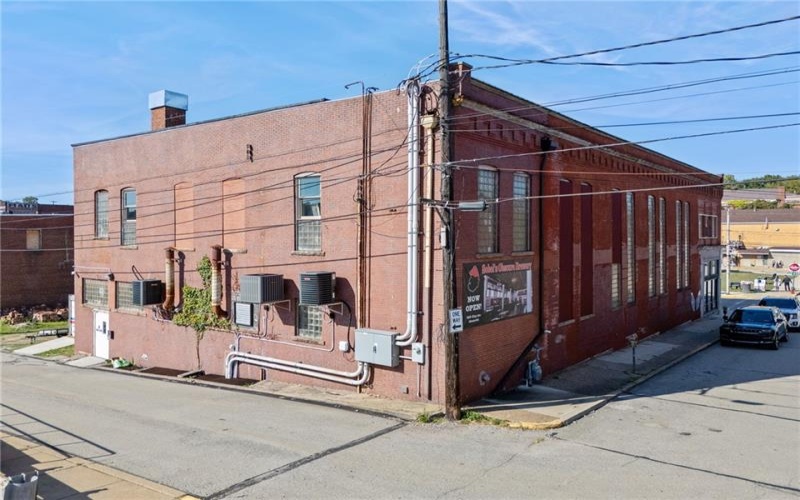 500 Clay Ave, Jeannette, 15644, ,Commercial-industrial-business,For Sale,Clay Ave,1754246