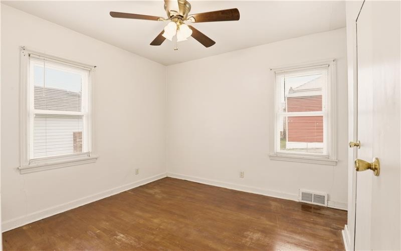 214 Sycamore St, Mount Pleasant, 15666, 3 Bedrooms Bedrooms, ,2 BathroomsBathrooms,Residential,For Sale,Sycamore St,1754271