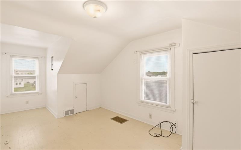 214 Sycamore St, Mount Pleasant, 15666, 3 Bedrooms Bedrooms, ,2 BathroomsBathrooms,Residential,For Sale,Sycamore St,1754271