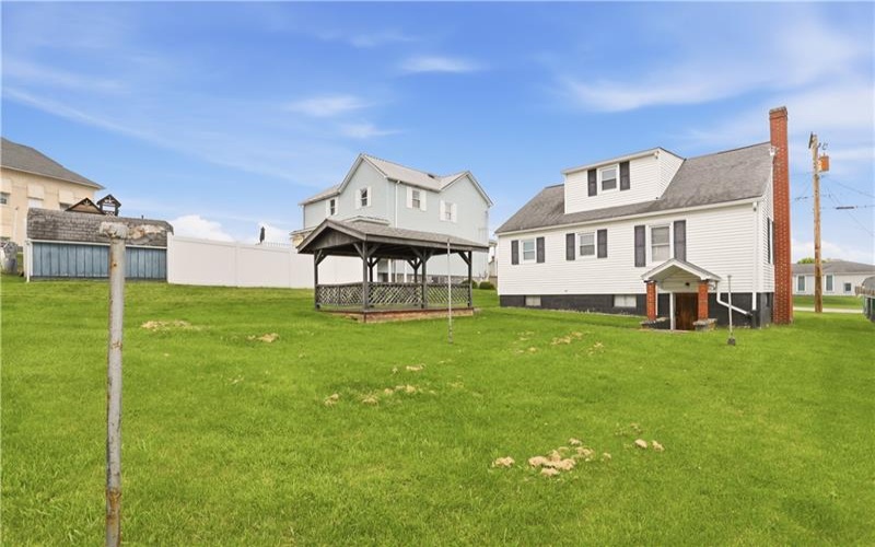 214 Sycamore St, Mount Pleasant, 15666, 3 Bedrooms Bedrooms, ,2 BathroomsBathrooms,Residential,For Sale,Sycamore St,1754271