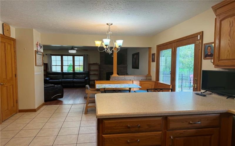 1040 CROSS CREEK DRIVE, Uniontown, 15401, 4 Bedrooms Bedrooms, 8 Rooms Rooms,2.1 BathroomsBathrooms,Residential,For Sale,CROSS CREEK DRIVE,1754283