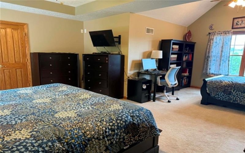 1040 CROSS CREEK DRIVE, Uniontown, 15401, 4 Bedrooms Bedrooms, 8 Rooms Rooms,2.1 BathroomsBathrooms,Residential,For Sale,CROSS CREEK DRIVE,1754283