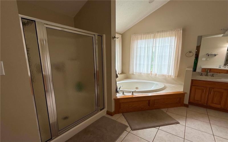 1040 CROSS CREEK DRIVE, Uniontown, 15401, 4 Bedrooms Bedrooms, 8 Rooms Rooms,2.1 BathroomsBathrooms,Residential,For Sale,CROSS CREEK DRIVE,1754283