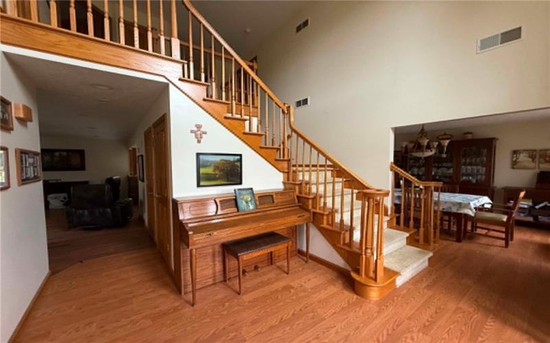 1040 CROSS CREEK DRIVE, Uniontown, 15401, 4 Bedrooms Bedrooms, 8 Rooms Rooms,2.1 BathroomsBathrooms,Residential,For Sale,CROSS CREEK DRIVE,1754283