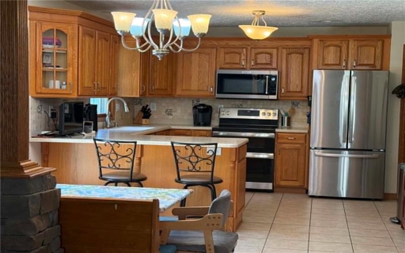 1040 CROSS CREEK DRIVE, Uniontown, 15401, 4 Bedrooms Bedrooms, 8 Rooms Rooms,2.1 BathroomsBathrooms,Residential,For Sale,CROSS CREEK DRIVE,1754283