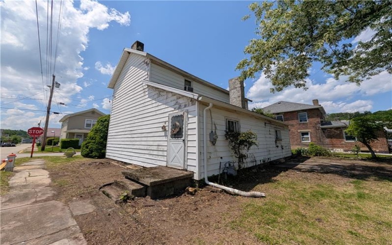 216 Wayne St, Roscoe, 15477, 2 Bedrooms Bedrooms, ,1 BathroomBathrooms,Residential,For Sale,Wayne St,1754323