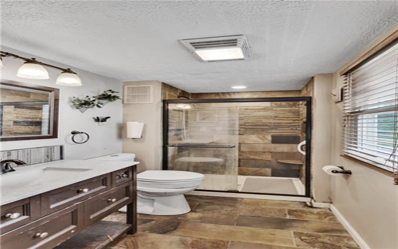 4237 Stratford Dr, irwin, 15642, 4 Bedrooms Bedrooms, 11 Rooms Rooms,2.1 BathroomsBathrooms,Residential,For Sale,Stratford Dr,1754336