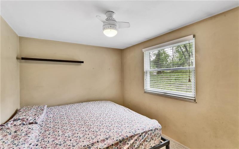 4237 Stratford Dr, irwin, 15642, 4 Bedrooms Bedrooms, 11 Rooms Rooms,2.1 BathroomsBathrooms,Residential,For Sale,Stratford Dr,1754336