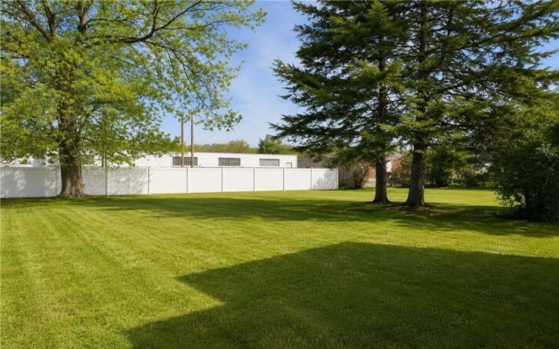 221 Gallatin Ave, Uniontown, 15401, 4 Bedrooms Bedrooms, ,1.1 BathroomsBathrooms,Residential,For Sale,Gallatin Ave,1754352