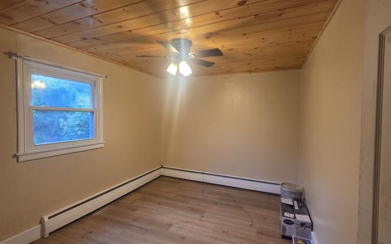319 Lowell, Vandergrift, 15690, 3 Bedrooms Bedrooms, 6 Rooms Rooms,1 BathroomBathrooms,Residential,For Sale,Lowell,1754365