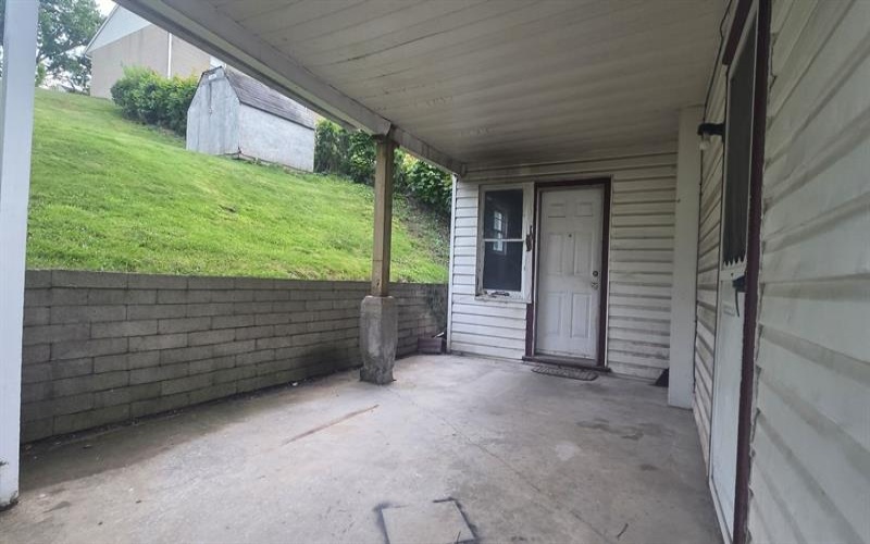 319 Lowell, Vandergrift, 15690, 3 Bedrooms Bedrooms, 6 Rooms Rooms,1 BathroomBathrooms,Residential,For Sale,Lowell,1754365