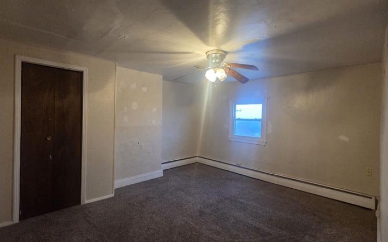 319 Lowell, Vandergrift, 15690, 3 Bedrooms Bedrooms, 6 Rooms Rooms,1 BathroomBathrooms,Residential,For Sale,Lowell,1754365