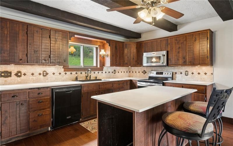 1925 Main St, Washington, 15301, 4 Bedrooms Bedrooms, 11 Rooms Rooms,3 BathroomsBathrooms,Residential,For Sale,Main St,1754424