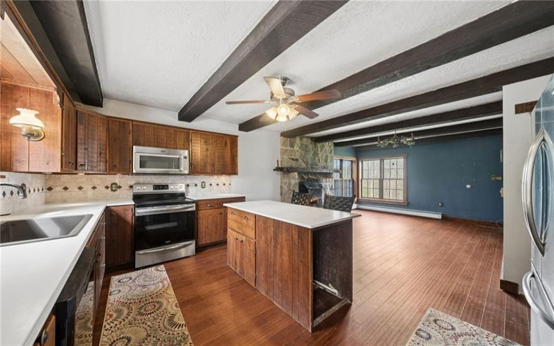1925 Main St, Washington, 15301, 4 Bedrooms Bedrooms, 11 Rooms Rooms,3 BathroomsBathrooms,Residential,For Sale,Main St,1754424
