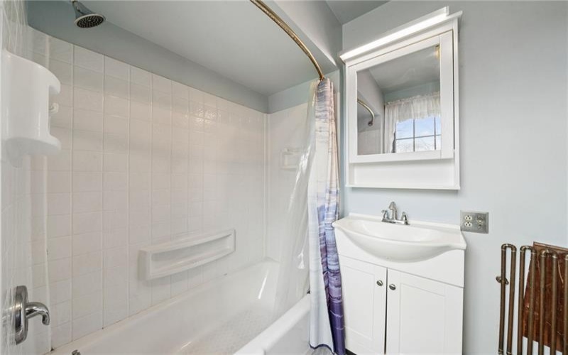 1925 Main St, Washington, 15301, 4 Bedrooms Bedrooms, 11 Rooms Rooms,3 BathroomsBathrooms,Residential,For Sale,Main St,1754424