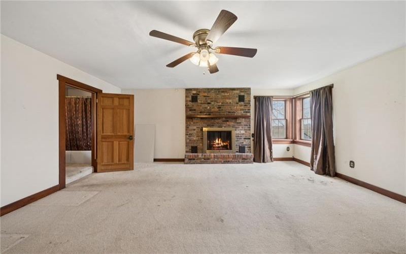 1925 Main St, Washington, 15301, 4 Bedrooms Bedrooms, 11 Rooms Rooms,3 BathroomsBathrooms,Residential,For Sale,Main St,1754424
