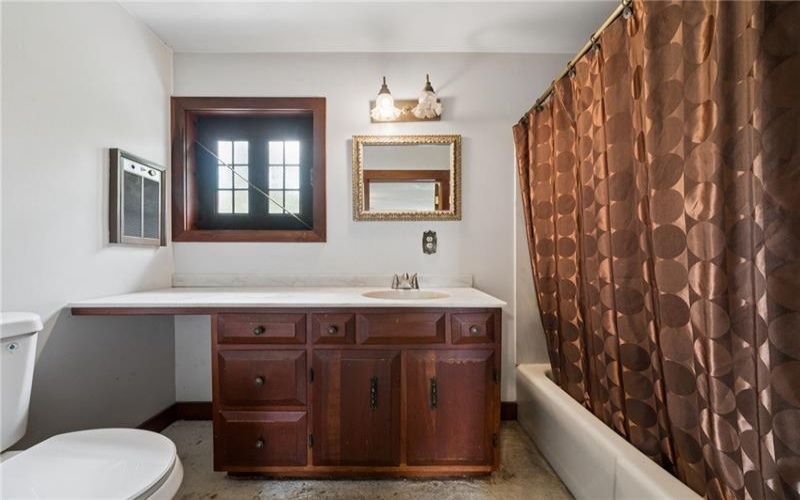 1925 Main St, Washington, 15301, 4 Bedrooms Bedrooms, 11 Rooms Rooms,3 BathroomsBathrooms,Residential,For Sale,Main St,1754424