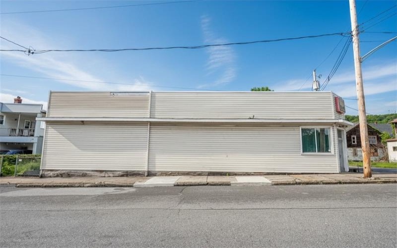 569-571 Coleman Ave, Johnstown, 15902, ,Commercial-industrial-business,For Sale,Coleman Ave,1754576