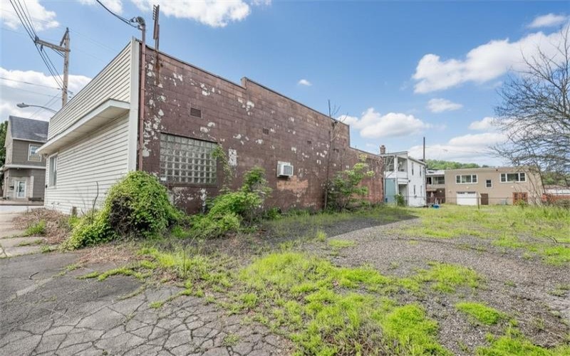 569-571 Coleman Ave, Johnstown, 15902, ,Commercial-industrial-business,For Sale,Coleman Ave,1754576