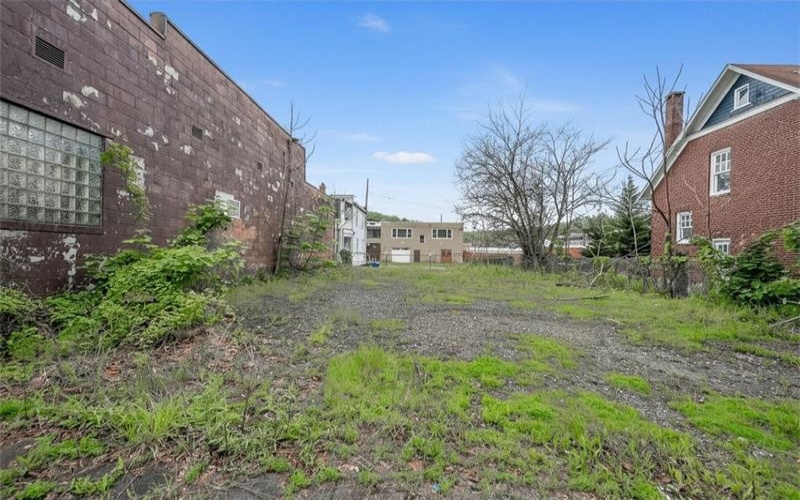 569-571 Coleman Ave, Johnstown, 15902, ,Commercial-industrial-business,For Sale,Coleman Ave,1754576