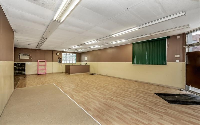 569-571 Coleman Ave, Johnstown, 15902, ,Commercial-industrial-business,For Sale,Coleman Ave,1754576