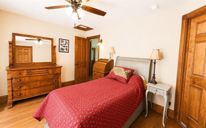 1329 Hancock AVENUE, Vandergrift, 15690, 3 Bedrooms Bedrooms, 8 Rooms Rooms,2 BathroomsBathrooms,Residential,For Sale,Hancock,1754596