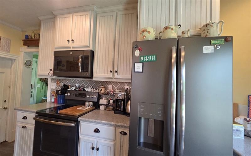 1329 Hancock AVENUE, Vandergrift, 15690, 3 Bedrooms Bedrooms, 8 Rooms Rooms,2 BathroomsBathrooms,Residential,For Sale,Hancock,1754596
