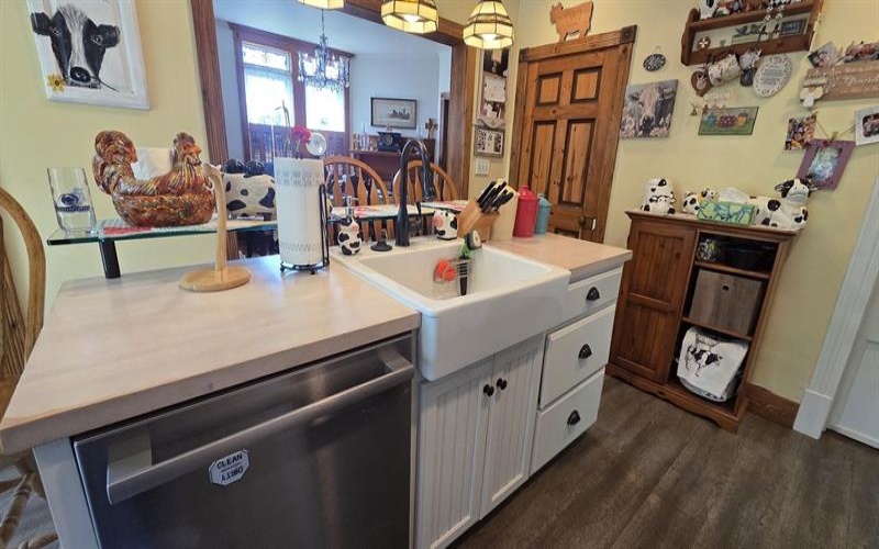 1329 Hancock AVENUE, Vandergrift, 15690, 3 Bedrooms Bedrooms, 8 Rooms Rooms,2 BathroomsBathrooms,Residential,For Sale,Hancock,1754596