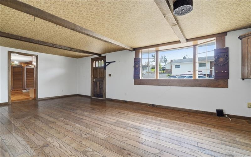 313 Allison St, West Newton, 15089, 4 Bedrooms Bedrooms, 11 Rooms Rooms,3.1 BathroomsBathrooms,Residential,For Sale,Allison St,1754613