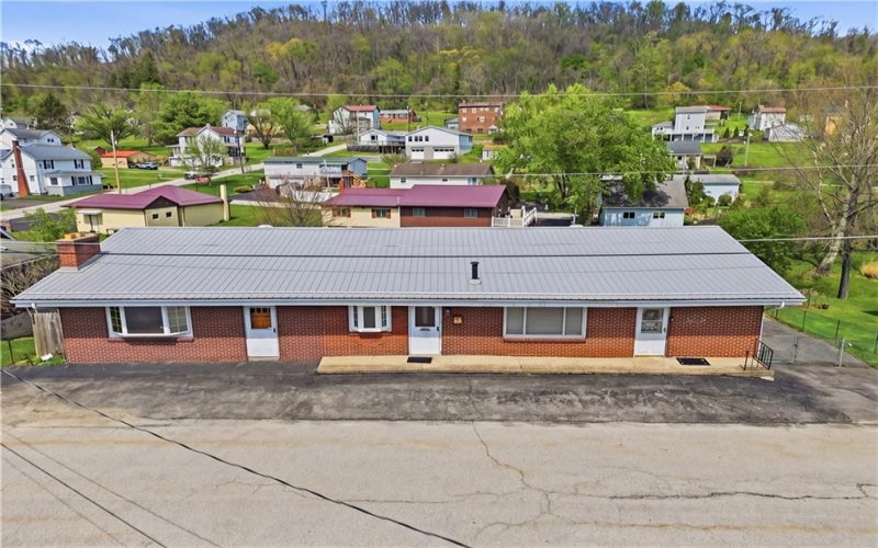 313 Allison St, West Newton, 15089, 4 Bedrooms Bedrooms, 11 Rooms Rooms,3.1 BathroomsBathrooms,Residential,For Sale,Allison St,1754613