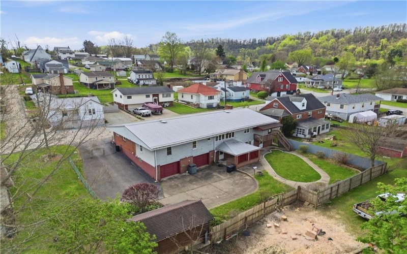 313 Allison St, West Newton, 15089, 4 Bedrooms Bedrooms, 11 Rooms Rooms,3.1 BathroomsBathrooms,Residential,For Sale,Allison St,1754613