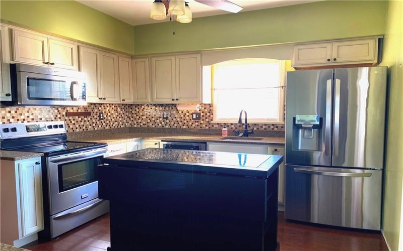 417 3rd Ave, Derry, 15627, 4 Bedrooms Bedrooms, 9 Rooms Rooms,2 BathroomsBathrooms,Residential,For Sale,3rd Ave,1754637